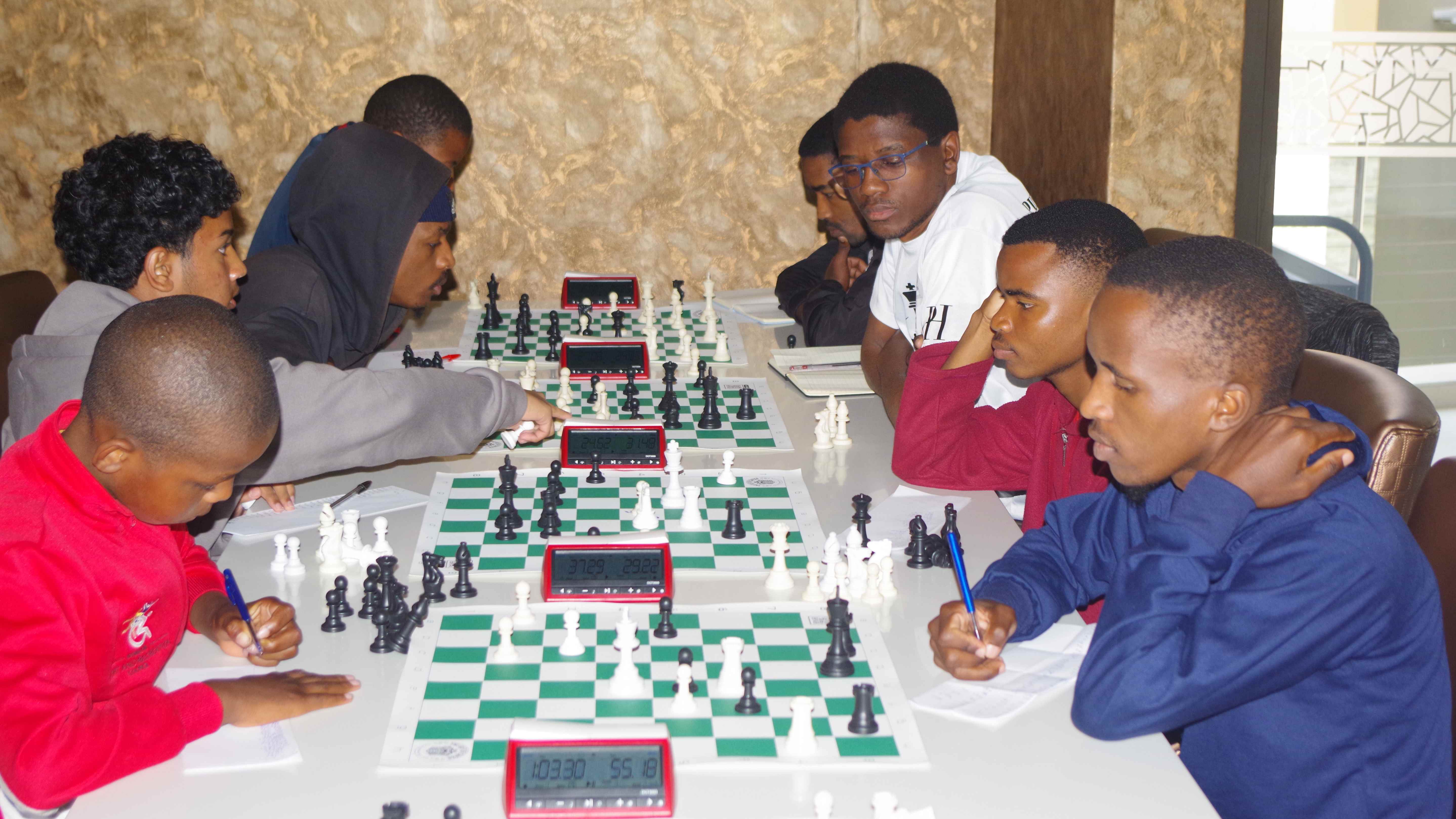 Trojan Horse lead Unifoods Chess League 